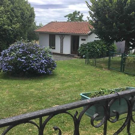 Breesfalt Gite Accomodation Maisonnais-Sur-Tardoire Exterior foto