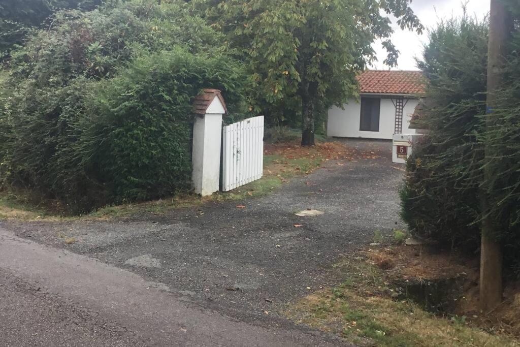 Breesfalt Gite Accomodation Maisonnais-Sur-Tardoire Exterior foto