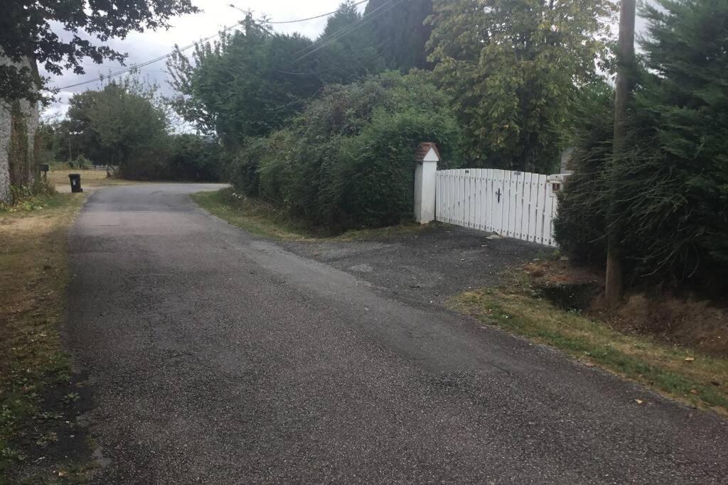 Breesfalt Gite Accomodation Maisonnais-Sur-Tardoire Exterior foto