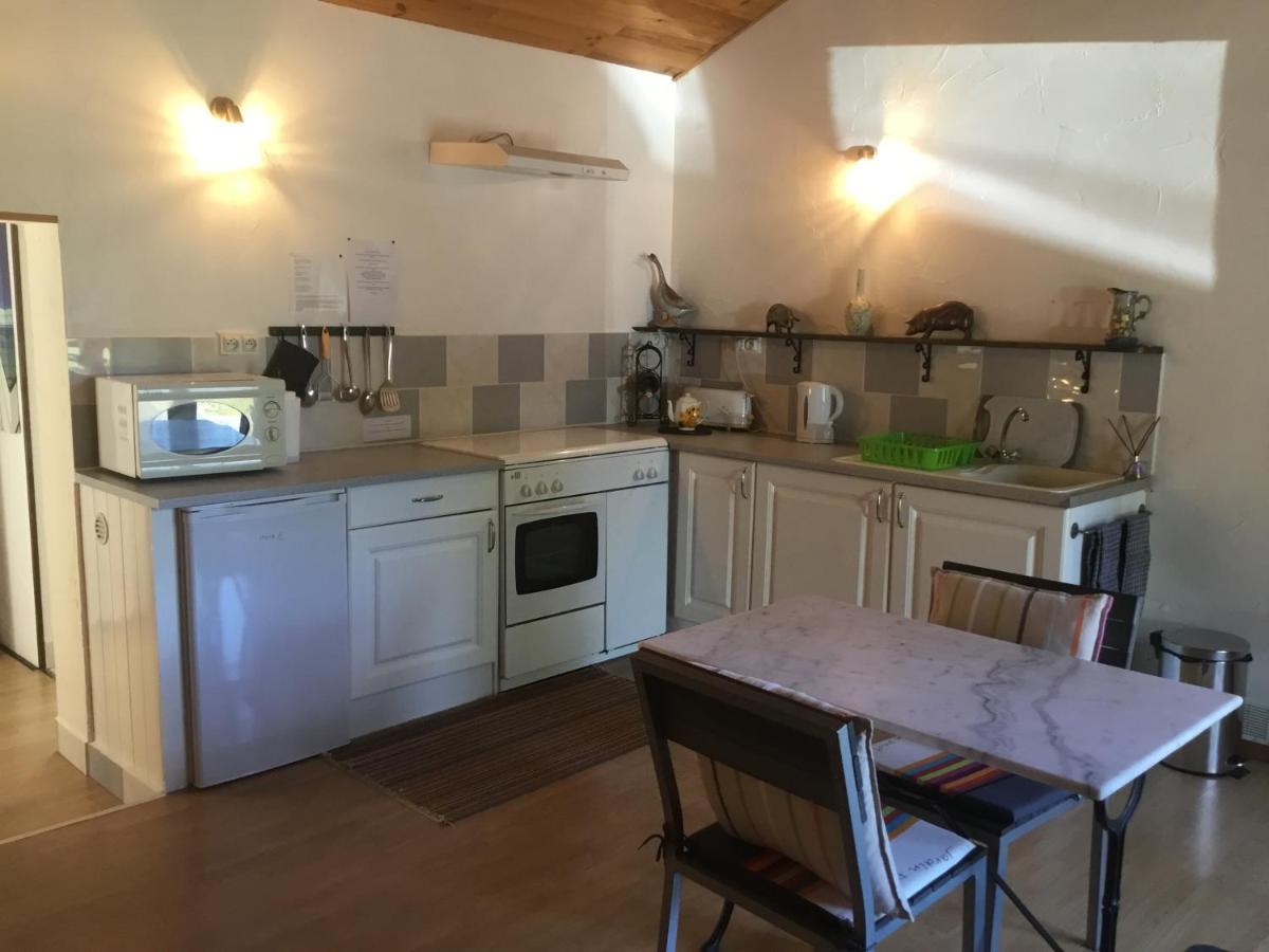 Breesfalt Gite Accomodation Maisonnais-Sur-Tardoire Exterior foto